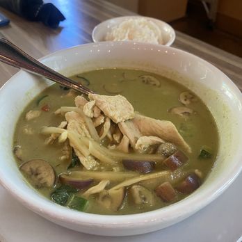 Samui Thai Cuisine - Green Curry - Thai Near Me - Plano, Texas