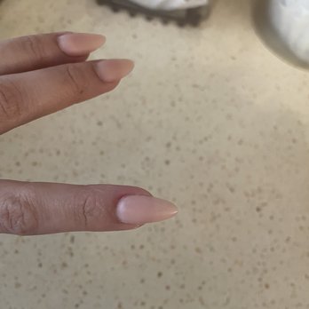 EV Nail Studio - Hurt cuticle - Nail Salons Near Me - Kent, Washington