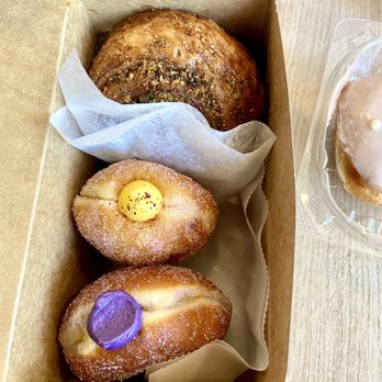 Rose Ave Bakery - PASSION FRUIT, ube cocnut, GARLICY SCALLION BUN (VEG.), - Bakeries Near Me - Washington, DC, District of Columbia Rose Ave Bakery - PASSION FRUIT, ube cocnut, GARLICY SCALLION BUN (VEG.), - Bakeries Near Me - Washington, DC, District of Columbia