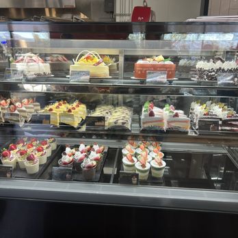 85°C Bakery Cafe - Palm Desert - Bakery Items - Coffee & Tea Near Me - Palm Desert, California 85°C Bakery Cafe - Palm Desert - Bakery Items - Coffee & Tea Near Me - Palm Desert, California