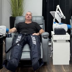 Hyperbaric Lab - Avacen® Thermotherapy delivers whole body microcirculation from the palm of your hand. Compression Boot Therapy relieves muscle tension.