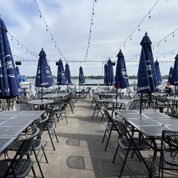 JP Waterfront - Bars Near Me - Gibraltar, Michigan