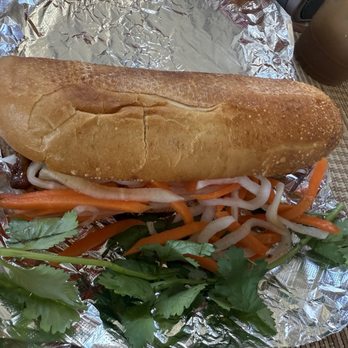 Ribs and Broth - Banh mi pork belly - Vietnamese Near Me - Honolulu, Hawaii Ribs and Broth - Banh mi pork belly - Vietnamese Near Me - Honolulu, Hawaii