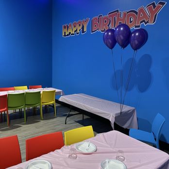YoYo’s Fun Center - Party room - Indoor Playcenter Near Me - Clinton Township, Michigan YoYo’s Fun Center - Party room - Indoor Playcenter Near Me - Clinton Township, Michigan