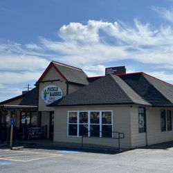 Pickle Barrel Cafe & Sports Pub - Milledgeville