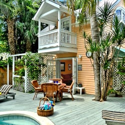 Historic Hideaways