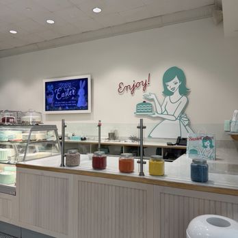 SusieCakes - Marina Del Rey - Bakeries Near Me - Marina del Rey, California