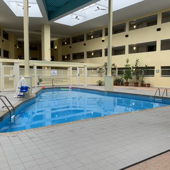 Bedford Plaza Hotel - Hotels Near Me - Bedford, Massachusetts Bedford Plaza Hotel - Hotels Near Me - Bedford, Massachusetts