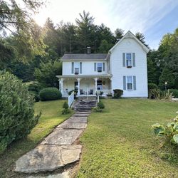 Key Falls Inn
