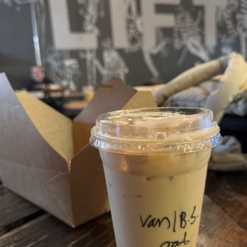 Lift Coffee Roasters - Iced Vanilla brown sugar latte - Coffee & Tea Near Me - Riverside, California