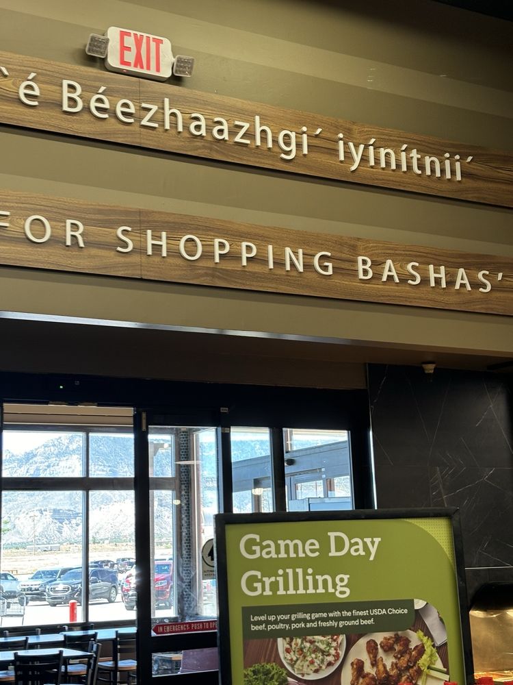 BASHAS’ Updated October 2024 34 Photos & 18 Reviews Hwy 160 & 163