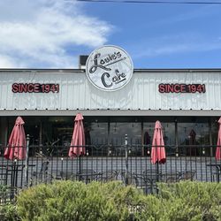 Louie's Cafe - Loved the place inside and out