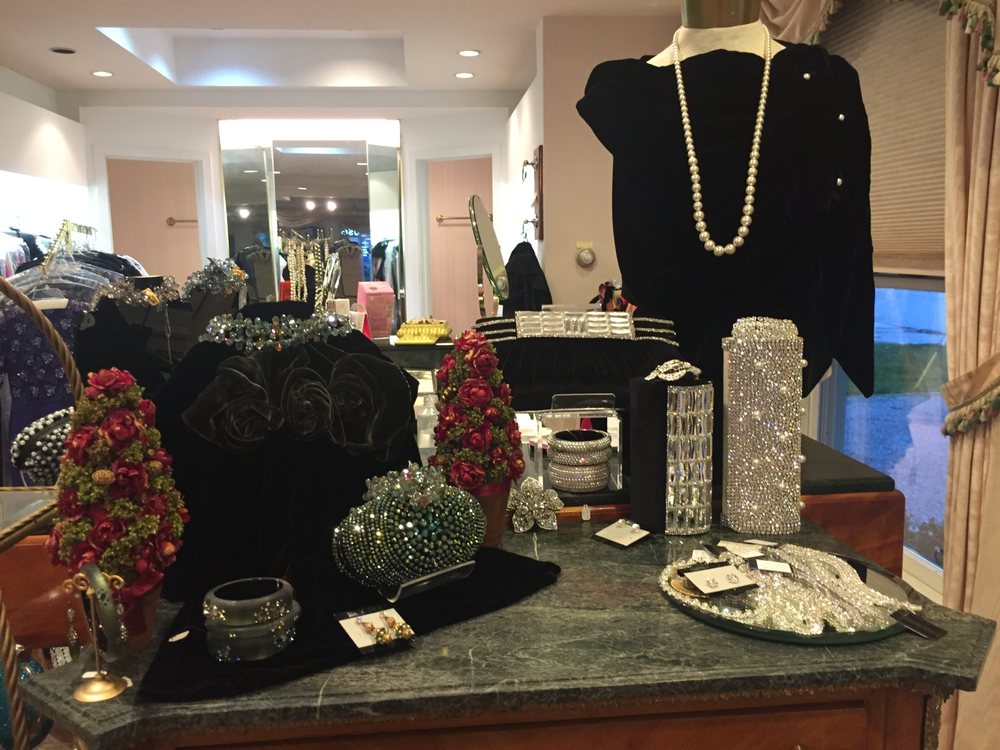 TAMAR Updated October 2024 11 Photos 43 Elm St, Old Saybrook