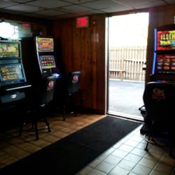Prisco's Lounge - Gaming machines