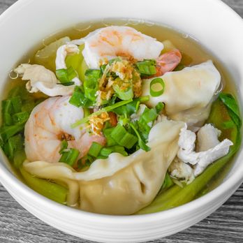 Malee Thai by Sriracha - Dumpling soup - Thai Near Me - Carson, California Malee Thai by Sriracha - Dumpling soup - Thai Near Me - Carson, California