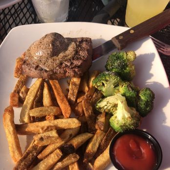 Babes Grill House - Angus sirloin steak with house fries and roasted broccoli - New American Near Me - Palmyra, Pennsylvania