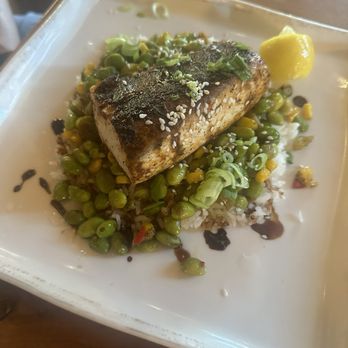Highlands Ranch Restaurant - Trout with edamame and fried rice - Bars Near Me - Mill Creek, California Highlands Ranch Restaurant - Trout with edamame and fried rice - Bars Near Me - Mill Creek, California