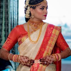 MyGRCreations - Gorgeous bride by Gayatri Rathod of Mygrcreations