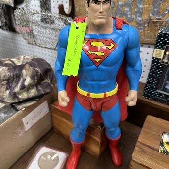 Peddler's Junction - Superman - Flea Markets Near Me - Lancaster, Ohio