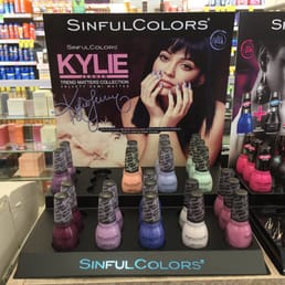 Kylie's colors. Kylie's colors.