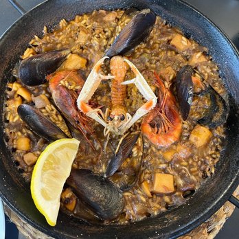 Prado de Flores - Seafood paella - Bars Near Me - Barcelona, B Prado de Flores - Seafood paella - Bars Near Me - Barcelona, B