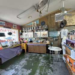 Happy Hippies Java Hut - Inside of cafe!
