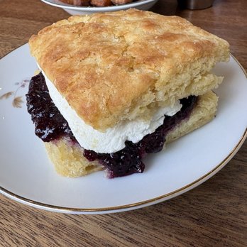 Town Biscuits - Breakfast & Brunch Near Me - Oakland, California
