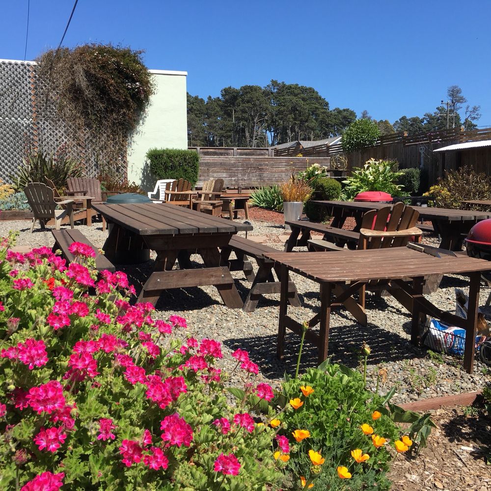 Shoreline Cottages - Hotels Near Me - Fort Bragg, California Shoreline Cottages - Hotels Near Me - Fort Bragg, California