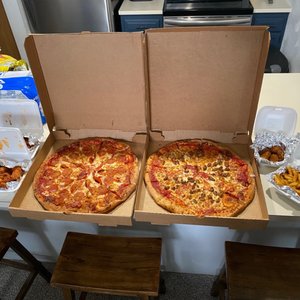 PAINT ROOM PIZZERIA & SANDWICH SHOP - 12 Photos - Pizza - 115 Mill Run