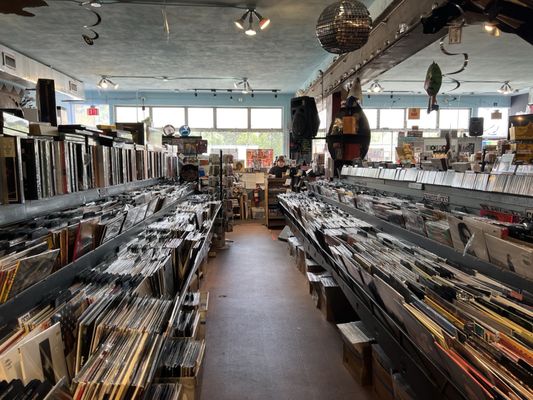 Park Ave CDs by null