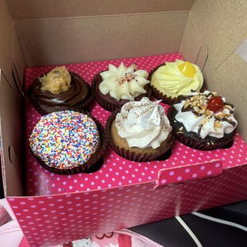 Smallcakes Snellville - Cupcakes Near Me - Snellville, Georgia Smallcakes Snellville - Cupcakes Near Me - Snellville, Georgia