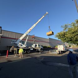 Timber Mountain Construction - HVAC lift for NW Mechanical today!