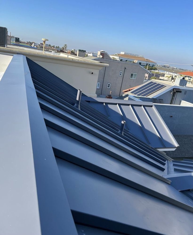 Slide of Integ Roof & Gutter