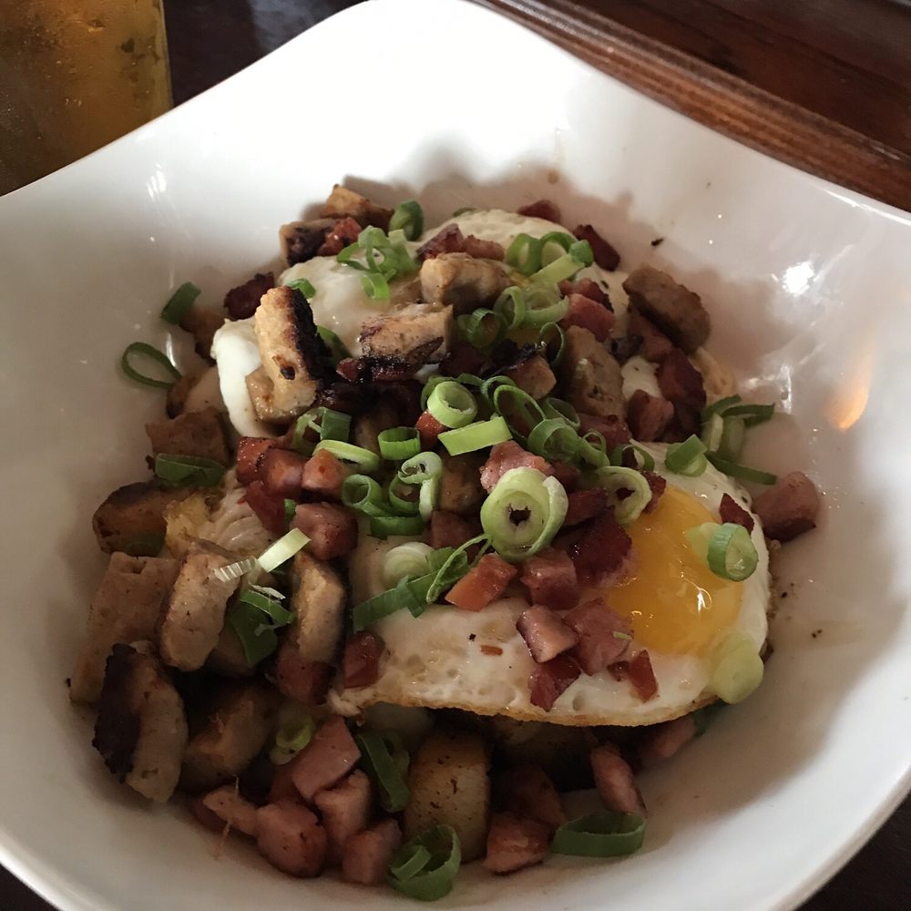 The Treehouse - Pubs Near Me - Cleveland, Ohio