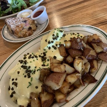 Sunshine Cafe - Smoked salmon Benedict - Cafes Near Me - Napa, California Sunshine Cafe - Smoked salmon Benedict - Cafes Near Me - Napa, California