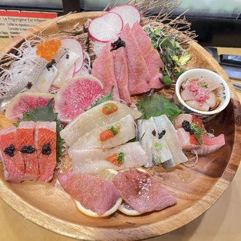 Sushi Kashiwa - Special deluxe sashimi for three people - Sushi Bars Near Me - Pacifica, California Sushi Kashiwa - Special deluxe sashimi for three people - Sushi Bars Near Me - Pacifica, California
