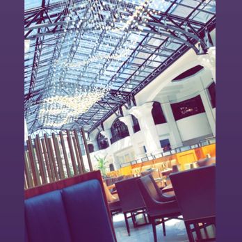 Versailles - Beautiful restaurant & atmosphere! - American Near Me - Braselton, Georgia