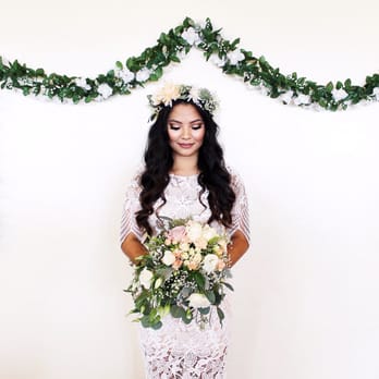 Le Buzzing B's - Flower crown and bouquet done by Bonnie - Party & Event Planning Near Me