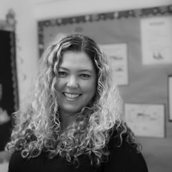 Little Speech Corner - Meet Mrs. Gwen: A beacon of expertise and warmth, guiding little voices towards confident communication.