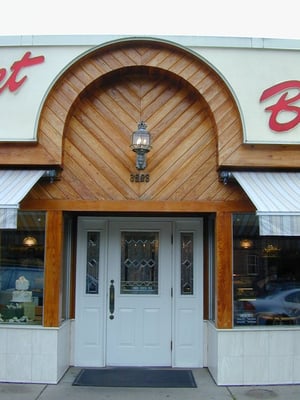 Wuollet Bakery by null