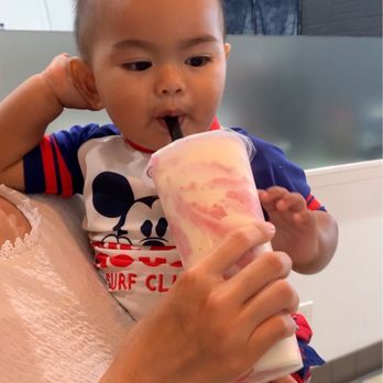 Holy Sheep - He love strawberry tornado, supper good - Bubble Tea Near Me - Anaheim, California