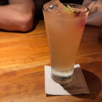 Houston's Restaurant - Cucumber Collins - New American Near Me - Irvine, California Houston's Restaurant - Cucumber Collins - New American Near Me - Irvine, California