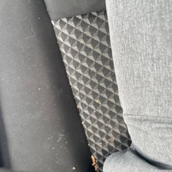 Charlie Car Rental - Dirty Car From Charlie / Ace