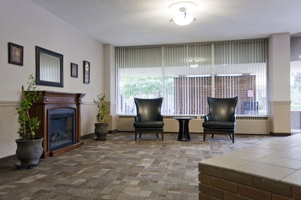 PARK VISTA APARTMENTS Updated October 2024 10 Photos 6 Park Vista, Toronto, Ontario