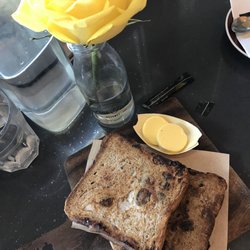 Table 1 Espresso - Raisen toast