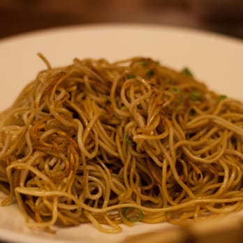 Star Noodle - Garlic Noodles - Fresh & Fried Garlic, Garlic Oil, Dashi, Scallions - Asian Fusion Near Me - Lahaina, Hawaii