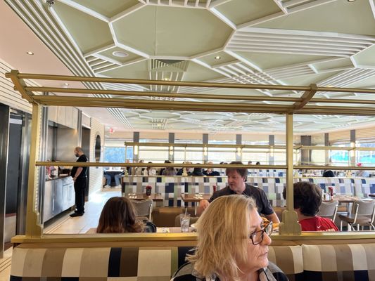 Tick Tock Diner by null