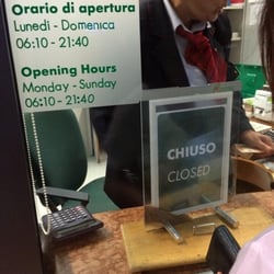 Stazione di Aversa - Voglia di lavorare saltano addosso