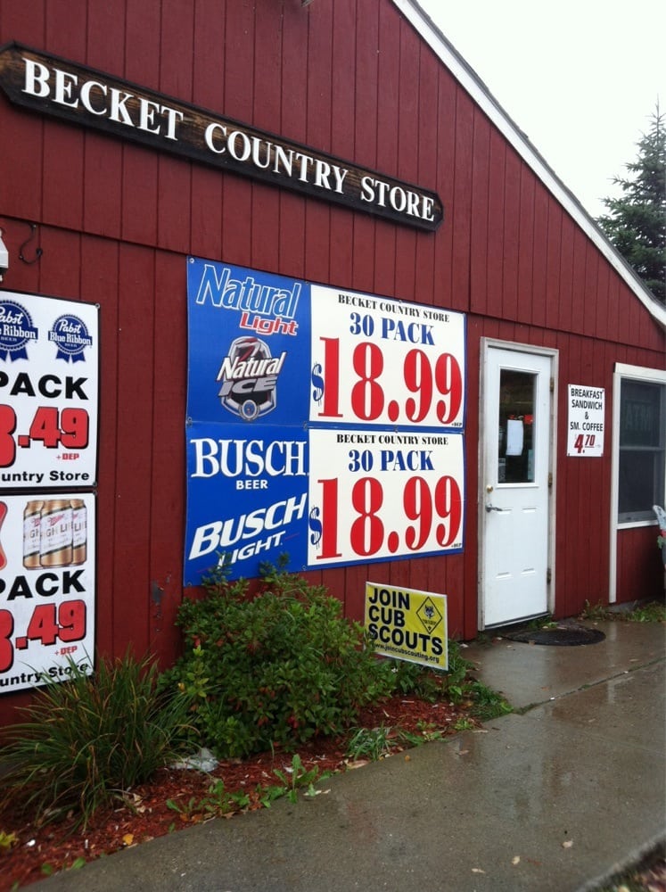 Becket Country Store Logo