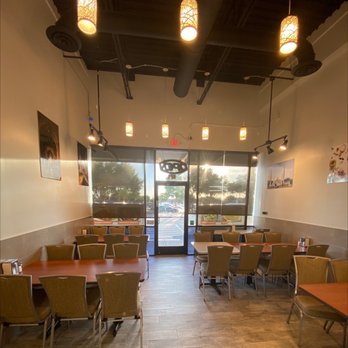 Famous Tandoori - Indoor seating - Pakistani Near Me - Frisco, Texas